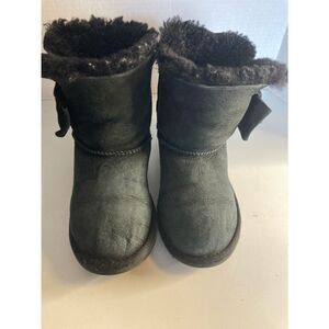 UGG‎ Bailey Girls, Black Boots, Sz 3, Bow on side